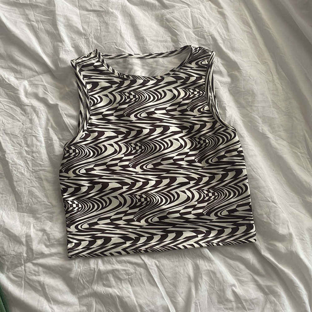 3 basic tops - Picture 4 of 7